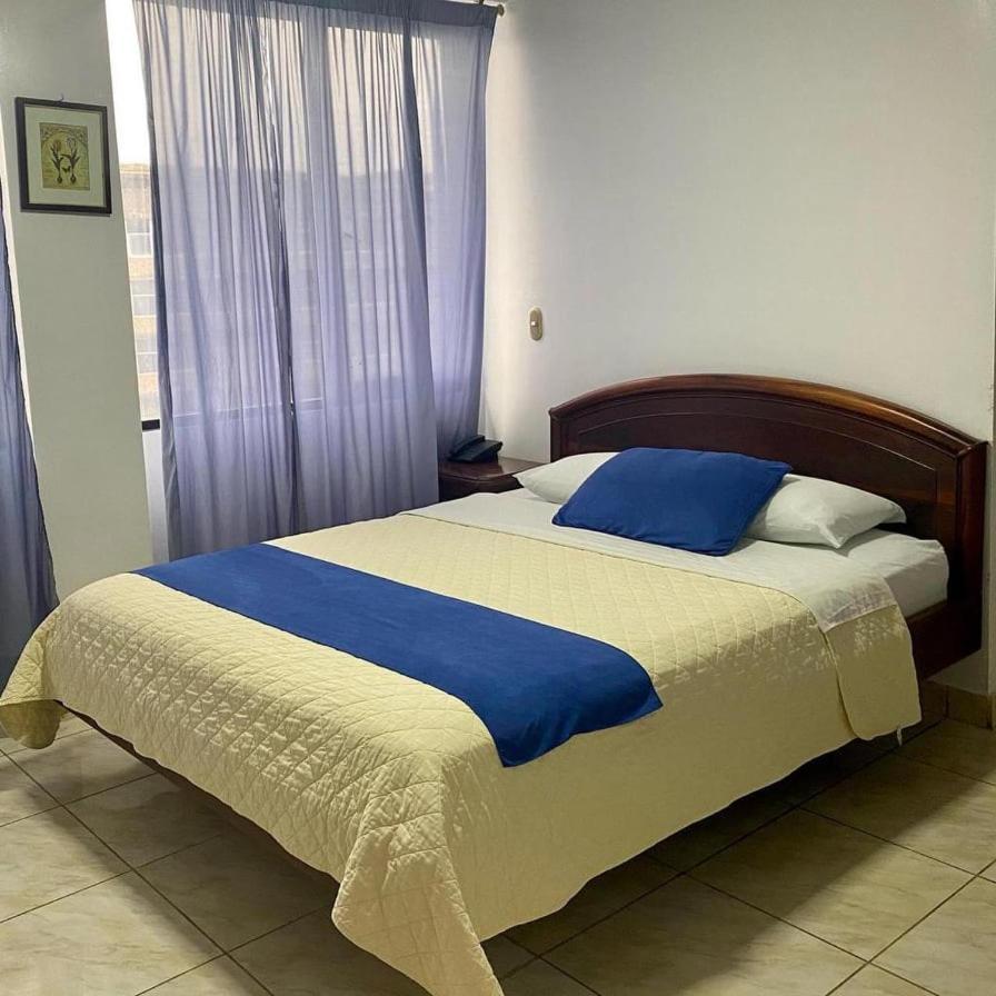 Hotel Del Pacifico Santo Domingo de los Colorados Esterno foto