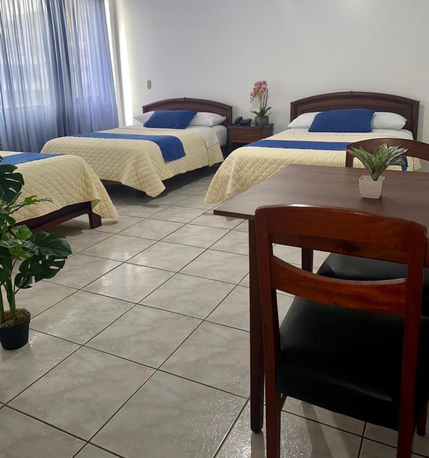 Hotel Del Pacifico Santo Domingo de los Colorados Esterno foto